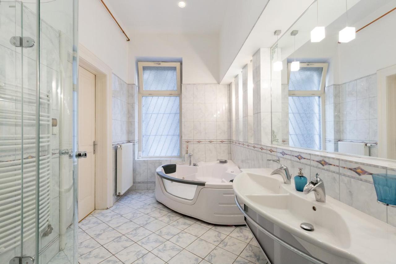 Luxury Central Apartment Budapeste Exterior foto